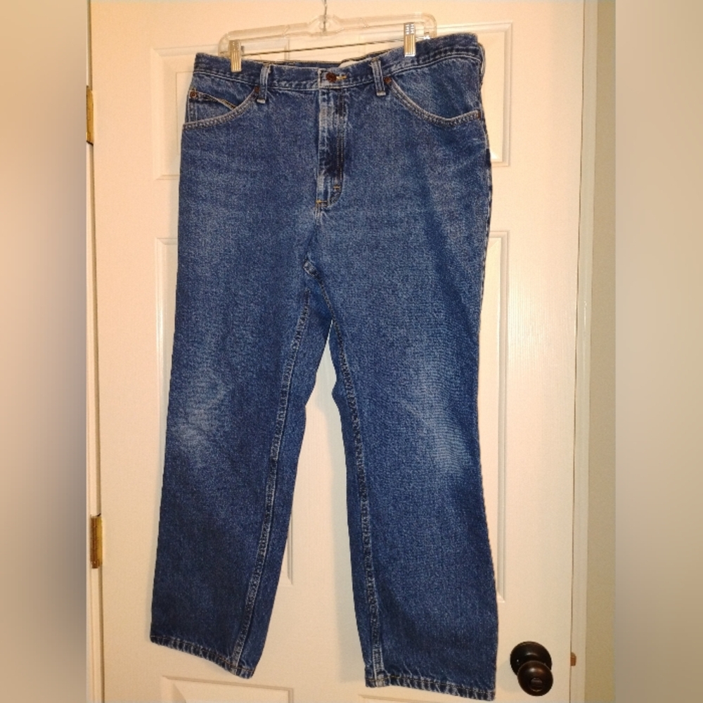 Lee Men's Regular Fit Blue Jeans